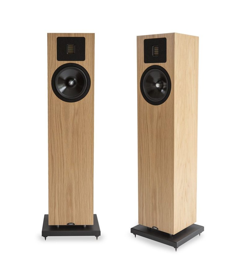 Neat Elite Classic floorstanding loudspeakers in natural oak