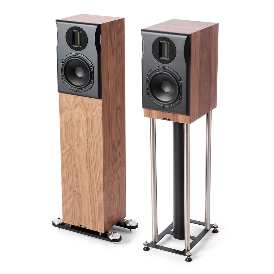 The Neat Strata range: Orkestra floorstander alongside the Majistra standmount in walnut